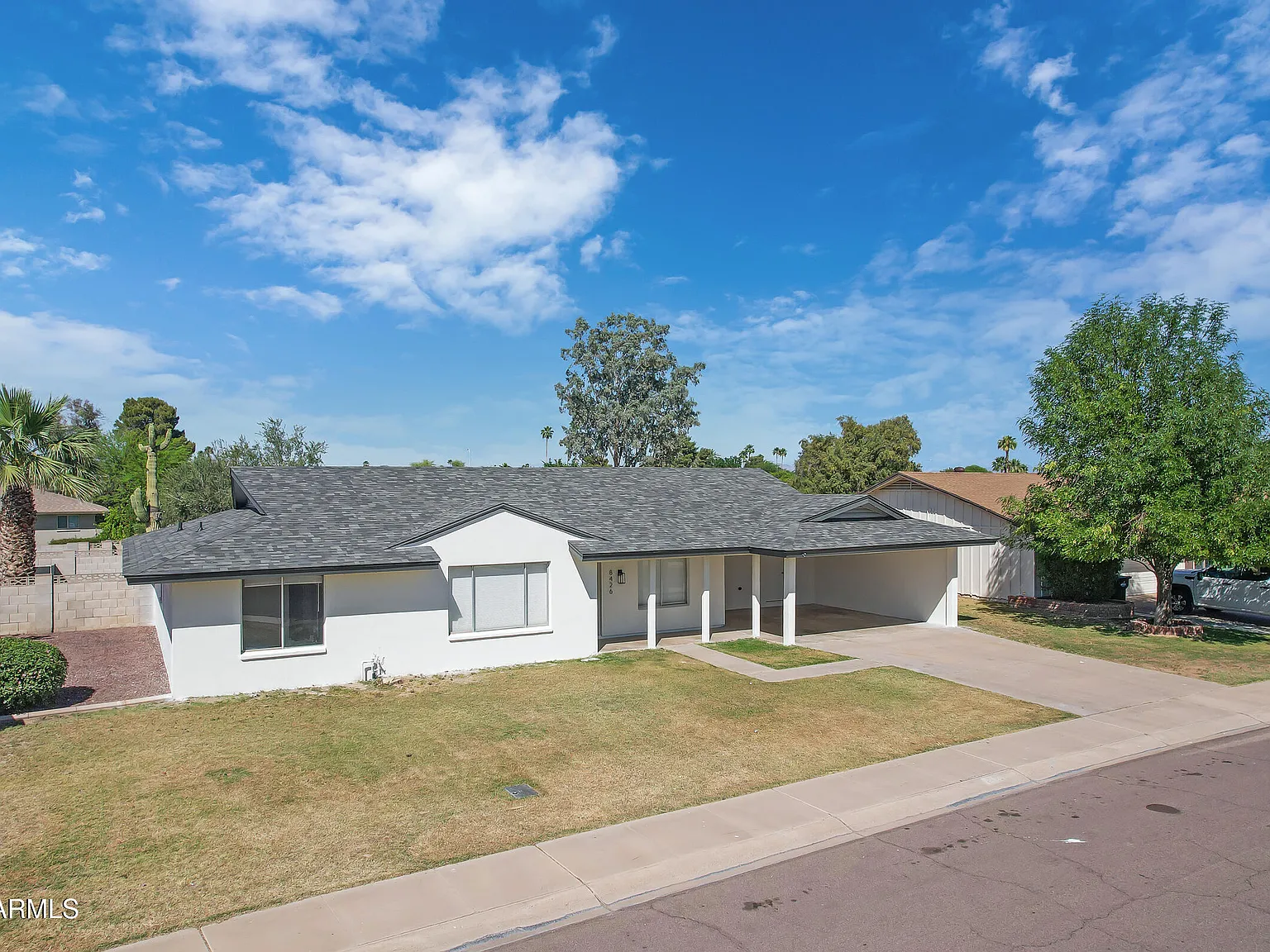 4 bed, 2.0 bath, 1877 sqft, $4,000 — Photo 3