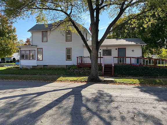 3rd image of 1826 Latham St