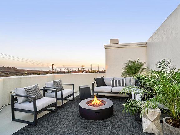 3rd image of 2475 Manchester Ave