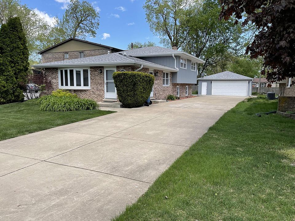 1st image of 13541 Le Claire Ave