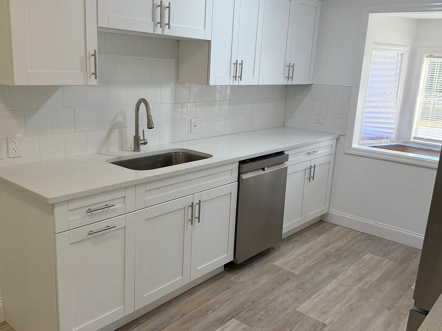 3 bed, 2.5 bath, 1437 sqft, $2,750 — Photo 2