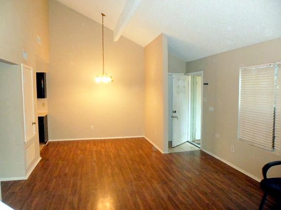 3rd image of 7202 Mansions Dr #H