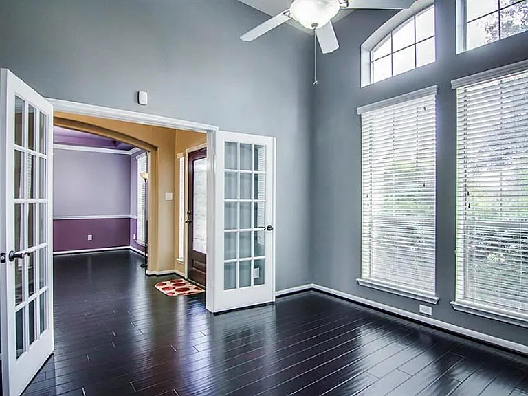 10207 White Pines Dr — Photo 5