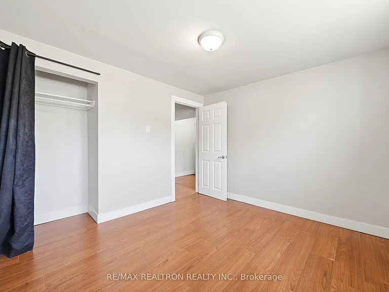 13 Springdale Dr #LOWER — Photo 16