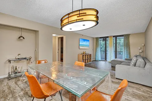 2070 Homewood #214 Photo 1