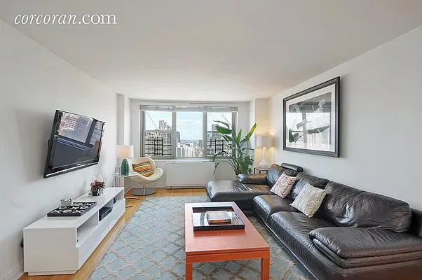 Rented by Corcoran | media 3