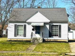 1521 Dale St, Akron, OH 44313