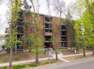 11011 86th Ave NW #206, Edmonton, AB T6G0X1