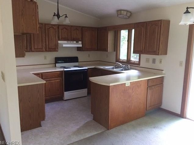 2nd image of 1825 Paradise Rd APT 201