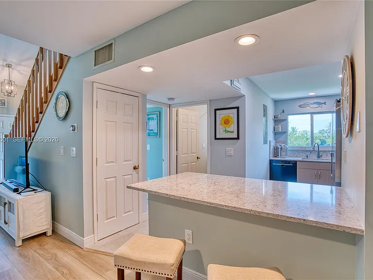 250 Bella Vista Ct N #50 — Photo 32