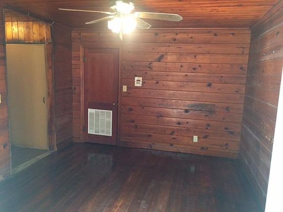 2nd image of 532 W 13th St