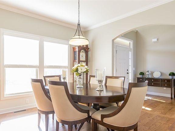 5th image of 5614 Deer Hollow Dr