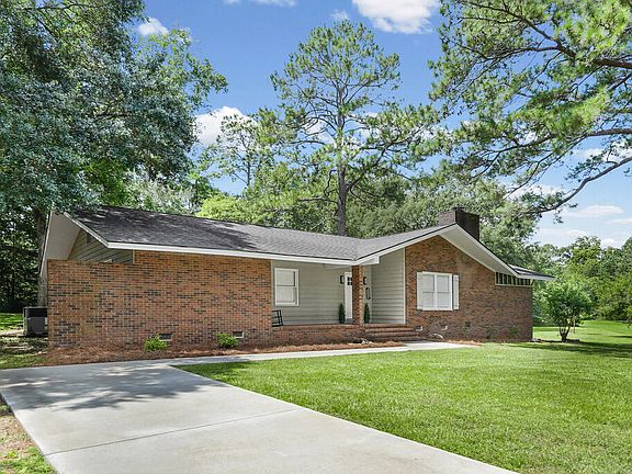 2nd image of 3204 Fulmer Ct