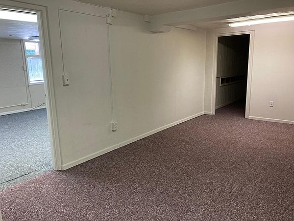 Big 2nd Rm for Bdrm or office