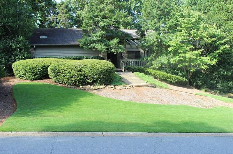 1st image of 2608 Dering Gate Dr