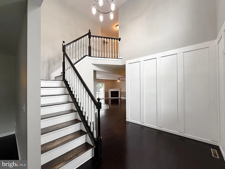 20797 Red Rose Ct — Photo 4