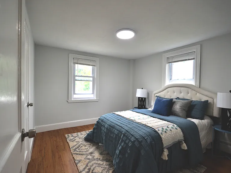 250 Walnut St #B — Photo 15