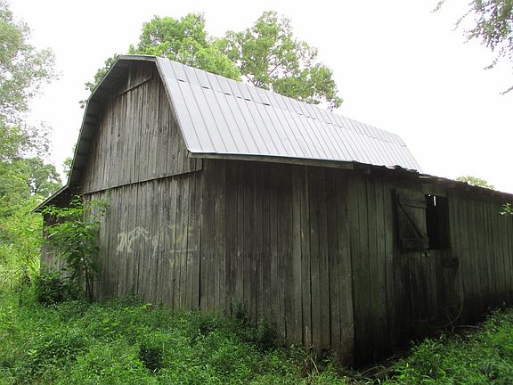 4th image of 2708 Highway 41a N