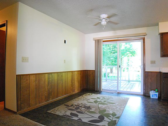 5th image of 411 W South St