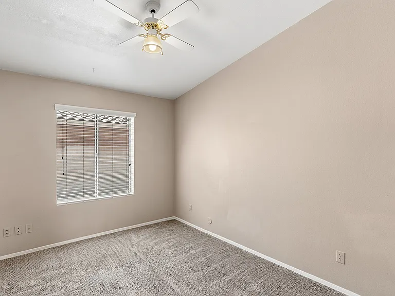 11820 S 45th St — Photo 16