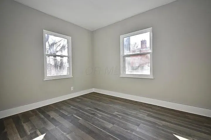 4 bed, 1401 sqft, $2,625 — Photo 2
