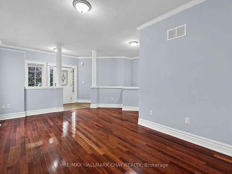 2040 Celeste St #MAIN — Photo 4