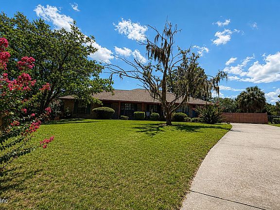 3rd image of 680 RIDGESTONE Court
