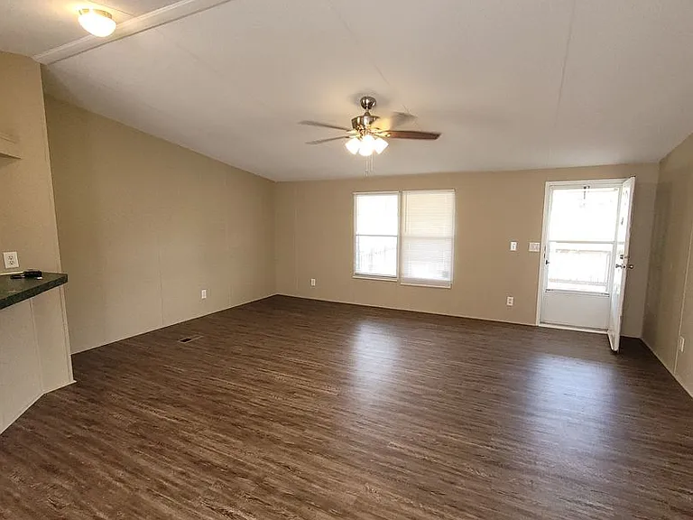 2752 Zero O Dr — Photo 3