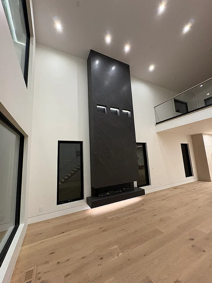 4 bed, 3.5 bath, 3518 sqft, $14,900 — Photo 4