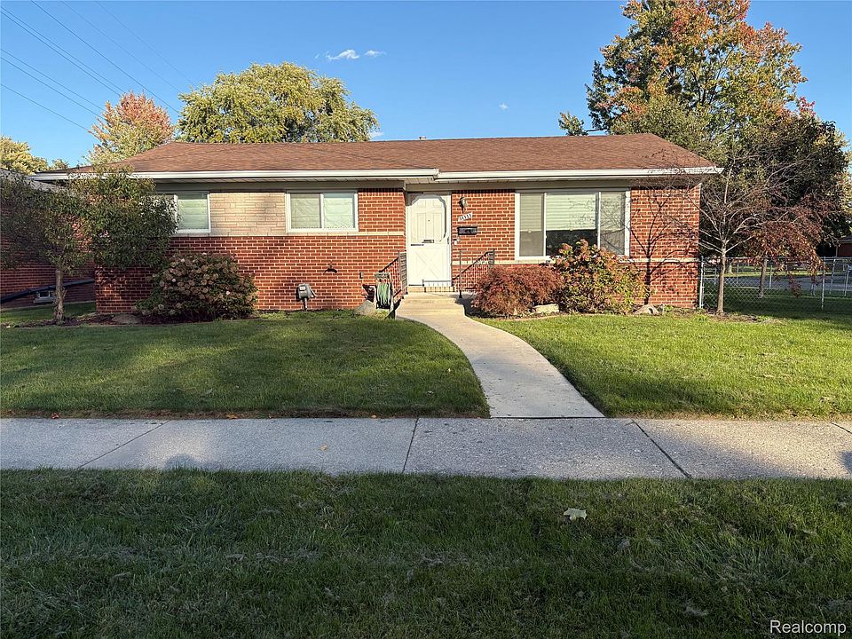 1st image of 31114 Roan Dr
