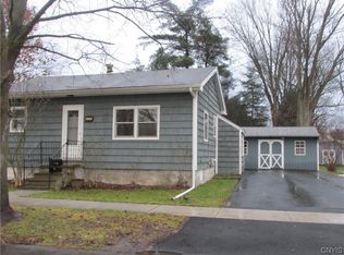 114 Elm St, Minoa, NY 13116