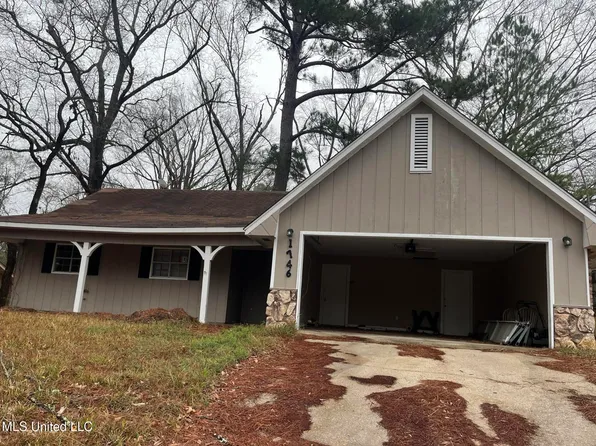 1746 Casteel Dr, Jackson, MS 39204