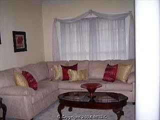 4th image of 9 Glacier Way