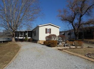 79 Ariel Loop, Hendersonville, NC 28792