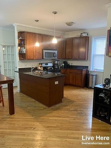 1st image of 1621 W Wallen Ave #1