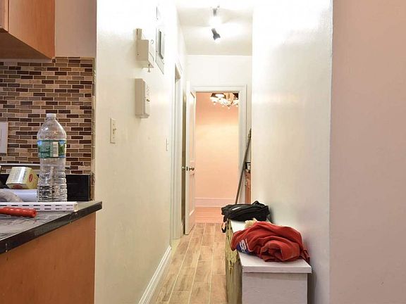 4th image of 865 W End Ave APT 7B