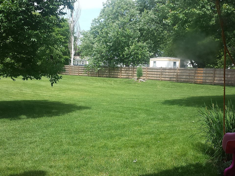 Huge beautiful backyard