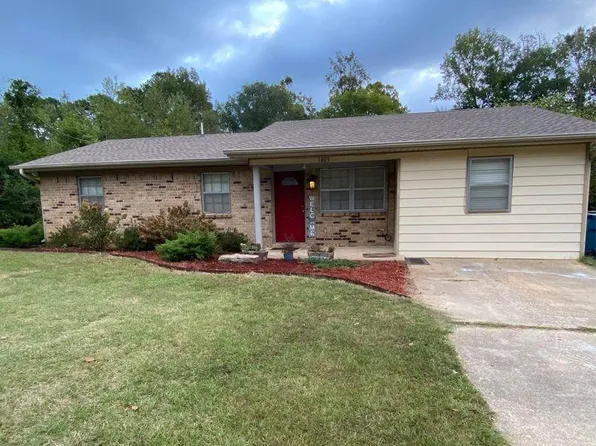 1005 N Shady Ln, Benton, AR 72015