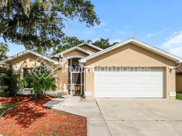 1809 Tinker Dr, Lutz, FL 33559