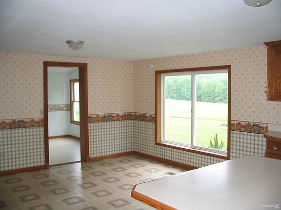 Miller Road-Kitchen/Dining area