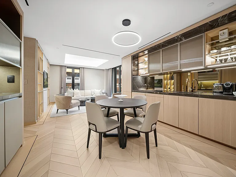 685 5th Ave #10F — Photo 8