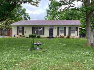 609 Village Dr, Franklin, KY 42134