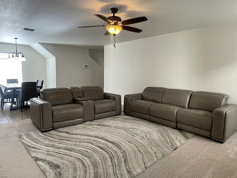 3738 Gallery Wls — Photo 61