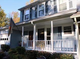 3438 Fort Lyon Dr, Woodbridge, VA 22192