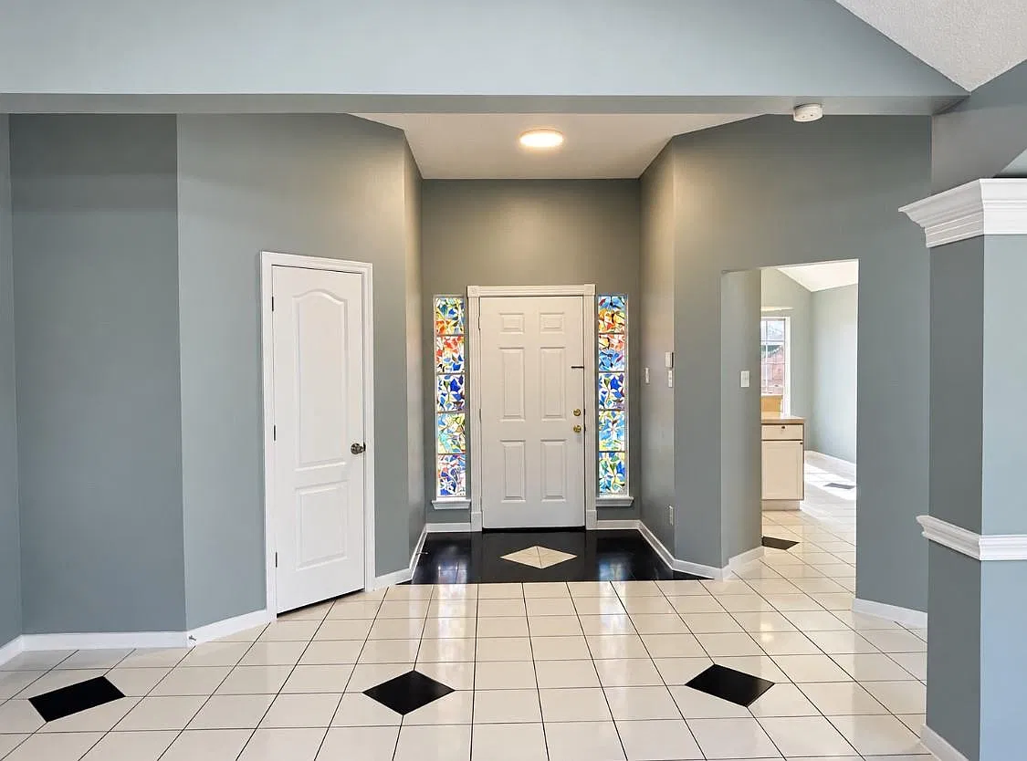 3 bed, 2.0 bath, 1654 sqft, $2,000 — Photo 4