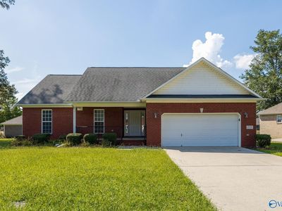 237 Chestnut Oak Cir, Owens Cross Roads, AL, 35763