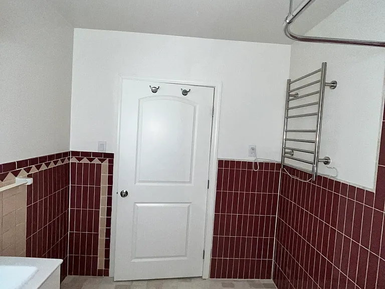 3000 Morcom Ave — Photo 9