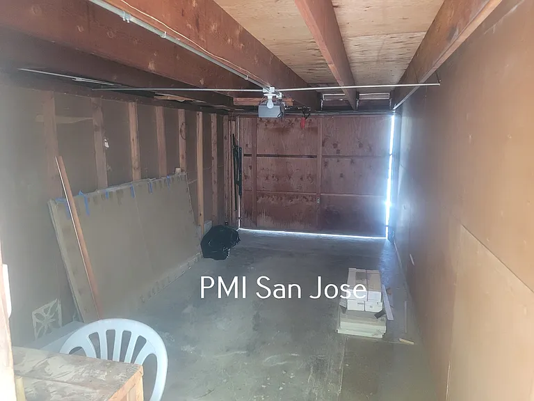 1260 Crescent Ter — Photo 19