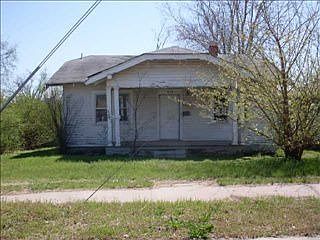 2nd image of 1412 NE 8th St