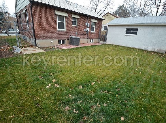 2nd image of 1954 E Claybourne Ave